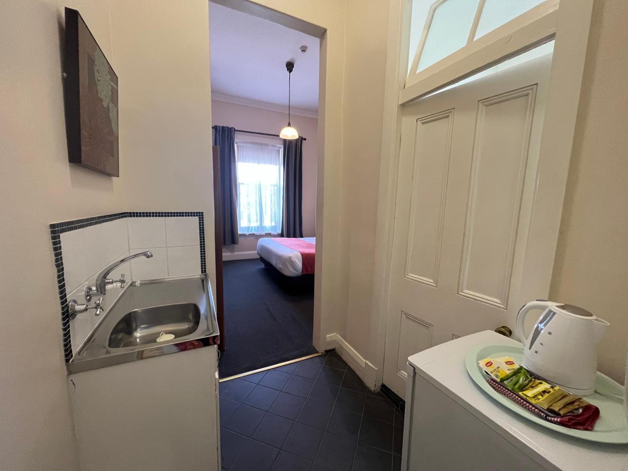 Princes Lodge Motel แอดิเลด ภายนอก รูปภาพ