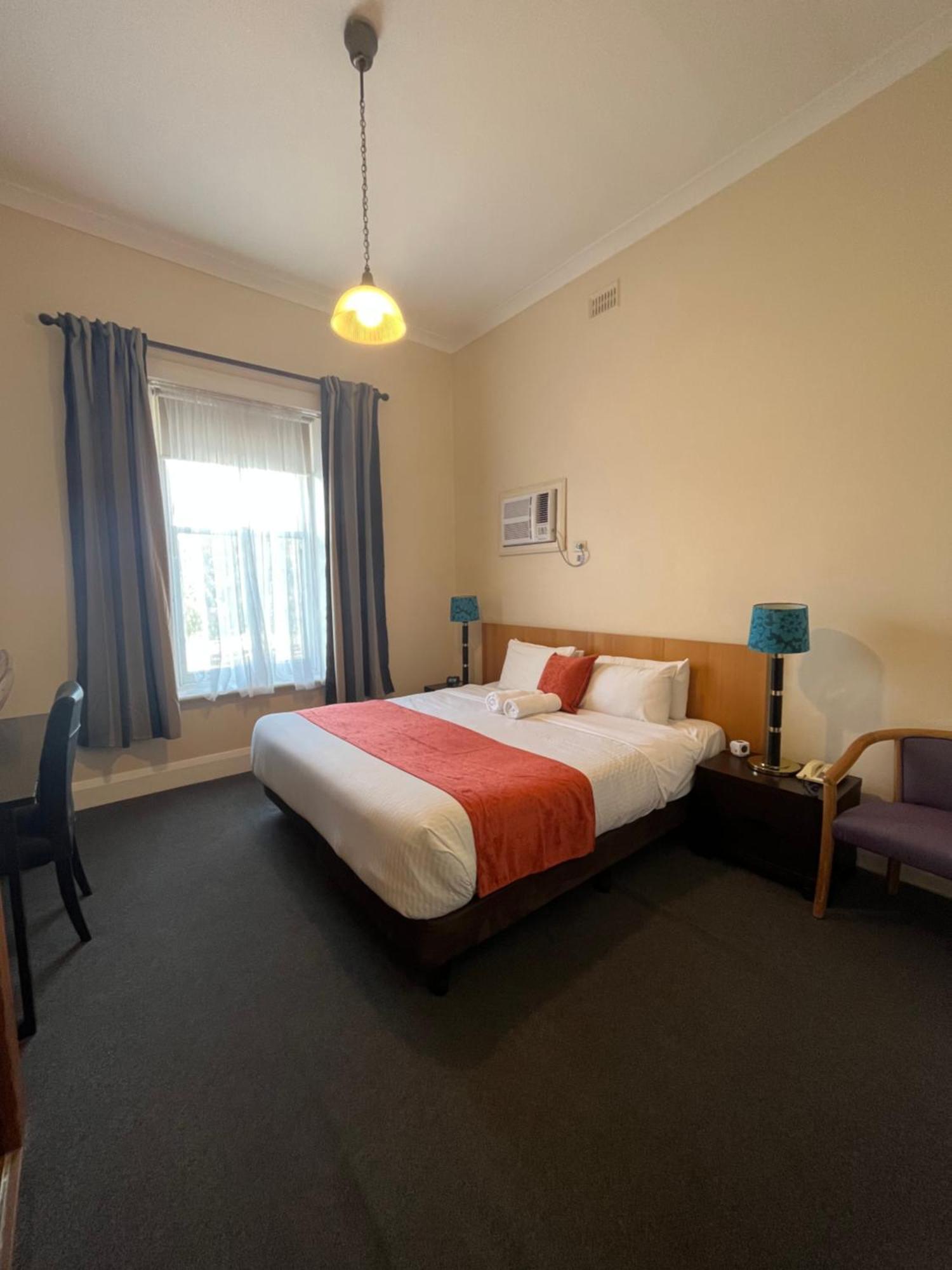 Princes Lodge Motel แอดิเลด ภายนอก รูปภาพ