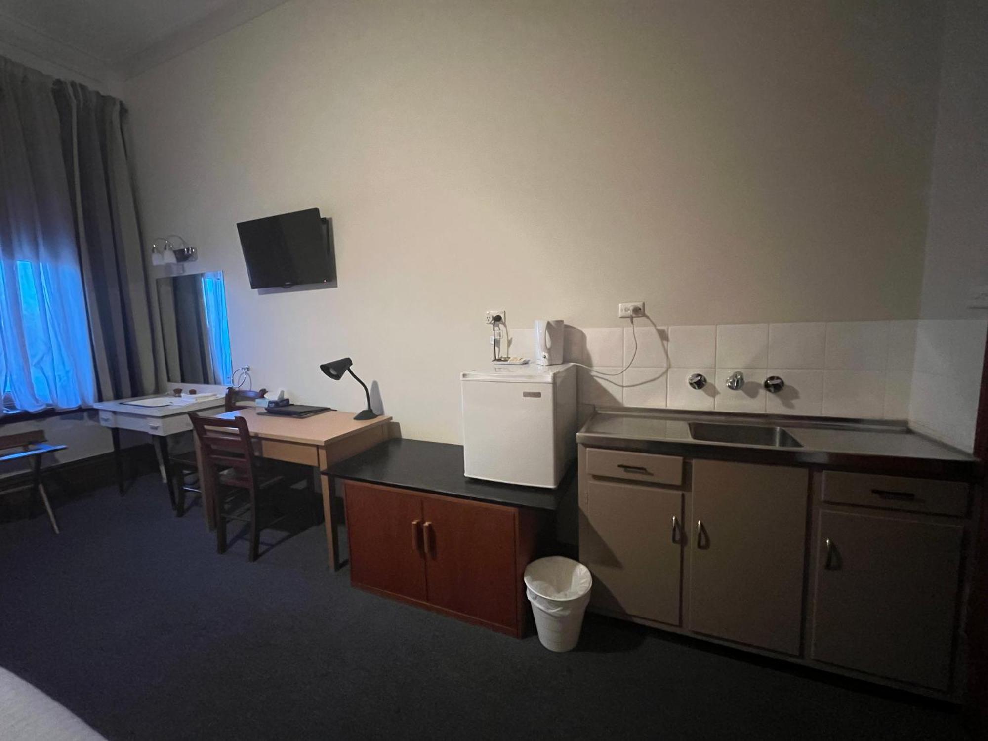 Princes Lodge Motel แอดิเลด ภายนอก รูปภาพ